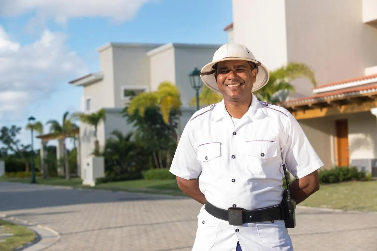 Private Iberosta Villa Fortuna - 4Bdr, Pool & Private Beach Punta Cana