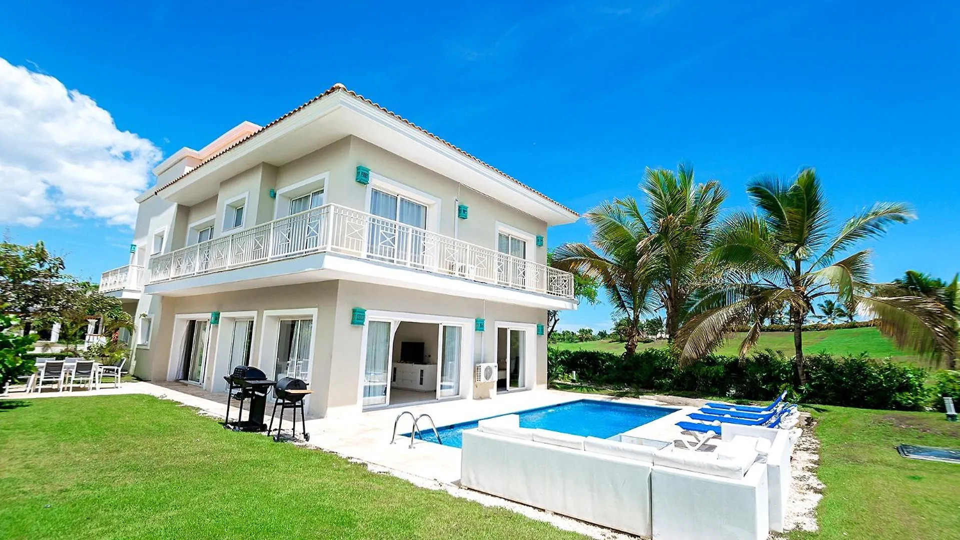 Iberosta r Villa Fortuna with private pool location
